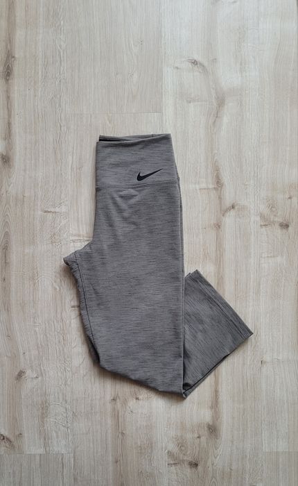 Leginsy nike, rozmiar S