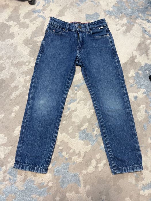 Джинси TommyHilfiger 5-6 років