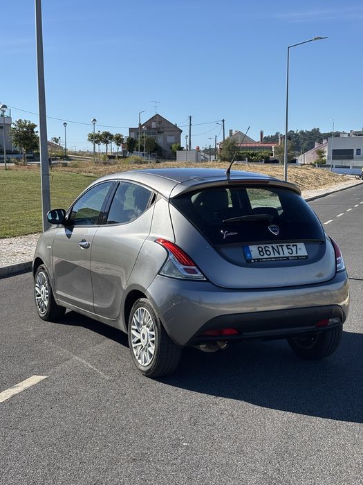 Lancia Ypsilon 1.3 Multijet Nacional