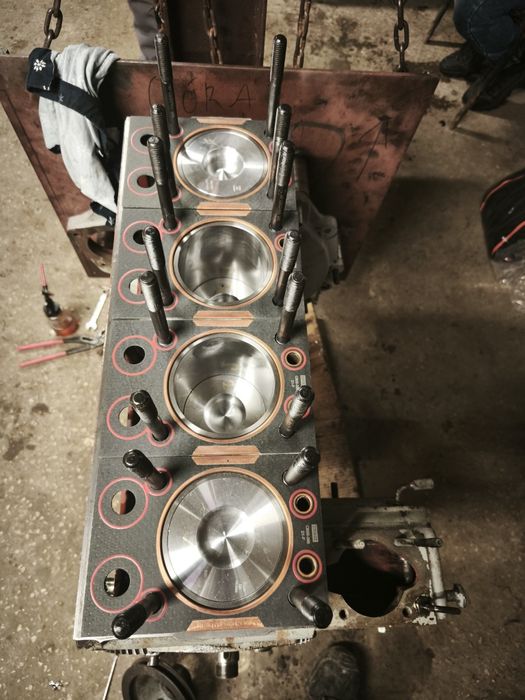 Silnik c360 c355 c4011