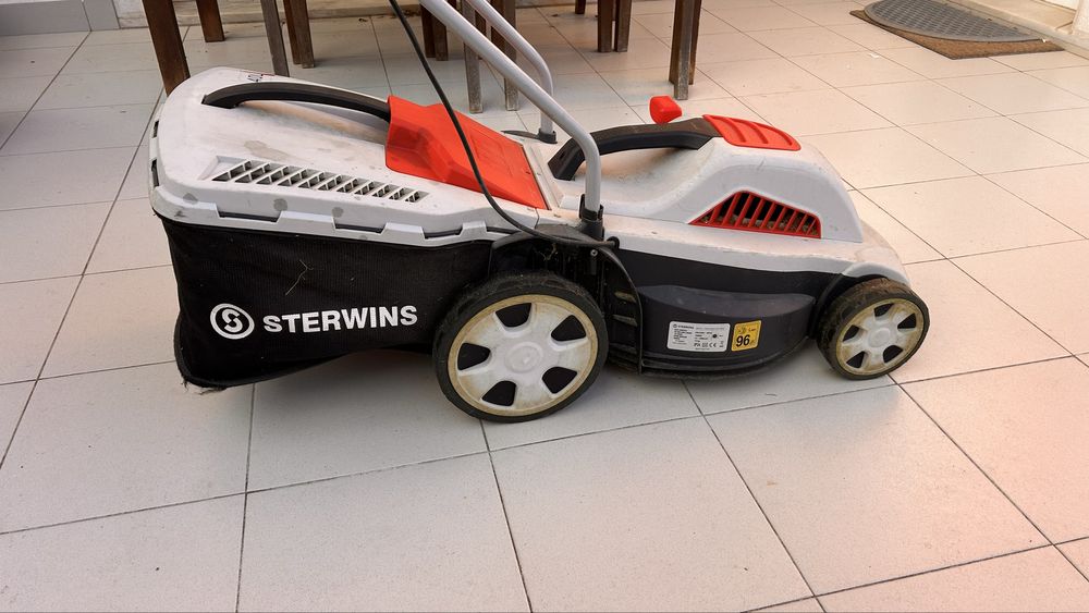 Corta relvas Sterwins 1600W