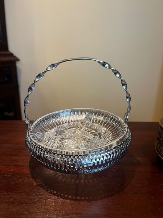 Conjunto de recipientes vidros e ferro