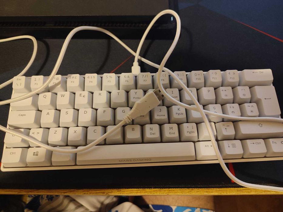 RGB Mechanical Keyboard, Razer RGB Mouse, and Mouse Pad64751164092419121