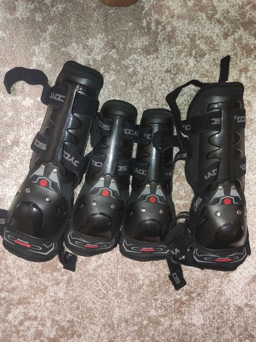 Продам комплект наколінників+налокотників для мотокросу