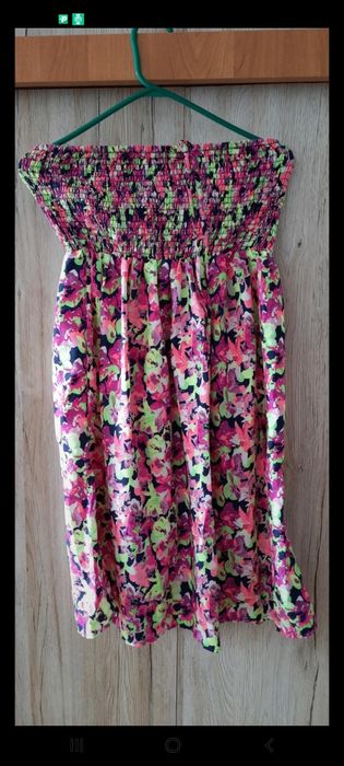 Sukienka neonowe kwiatki r 38