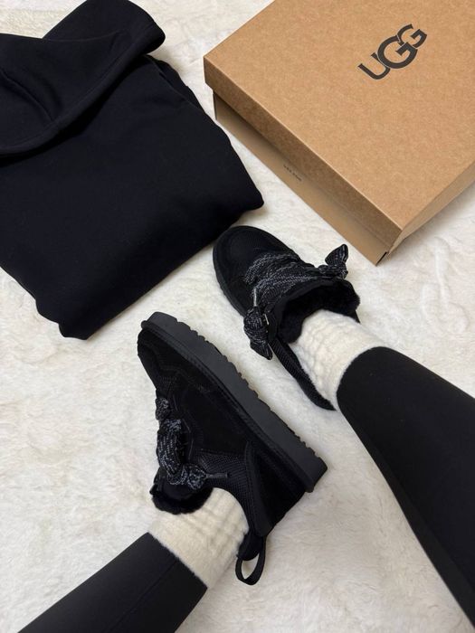 UGG LOWMEL Sneaker Black