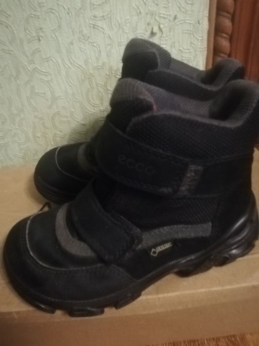 Зимові дитячі черевики  ecco