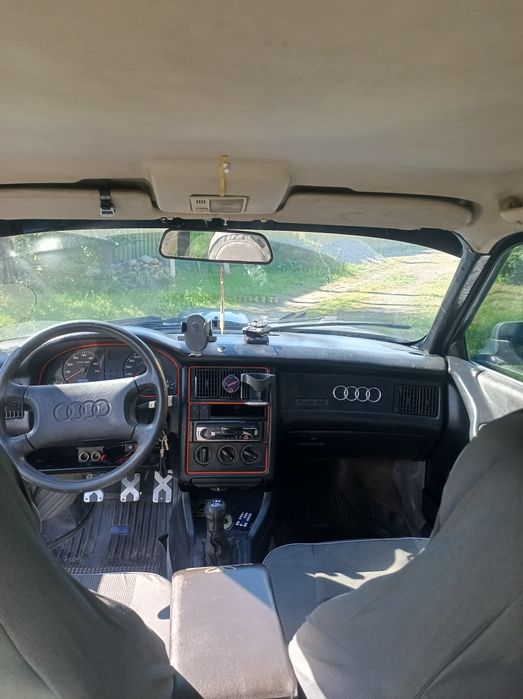 Терміново продам  Audi 80 b3 1.8