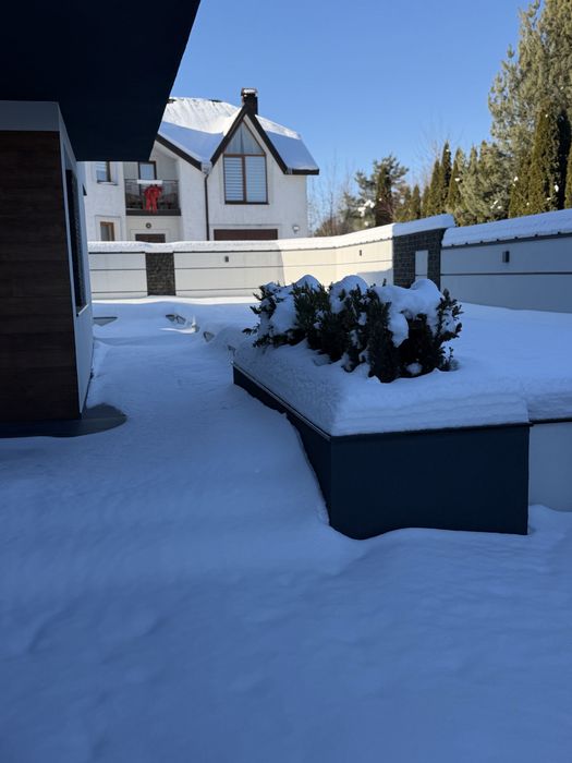 Просторий  елітний  будинок  і  крутий  проект!