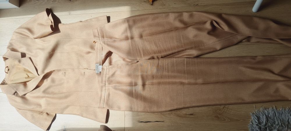 Garsonka 3-częsciowa beżowa roz 46, XL Góra, spódnica, spodnie