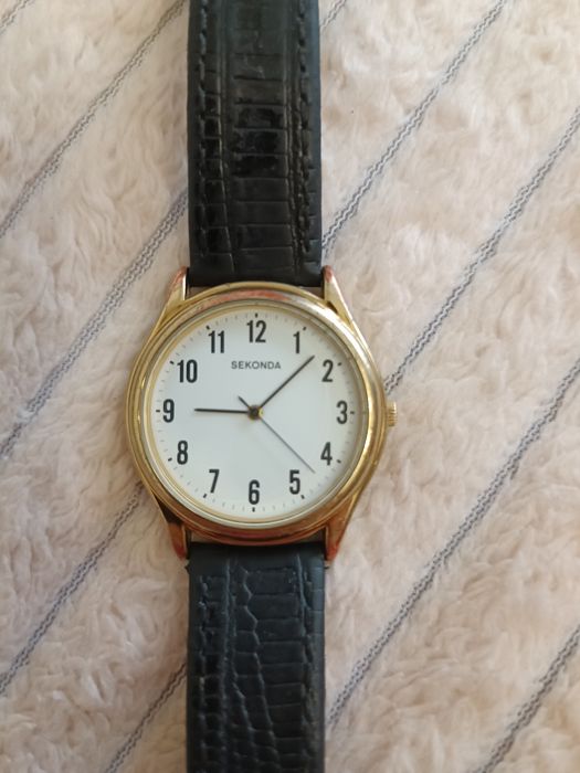 Оригинальные часы SEKONDA 03623