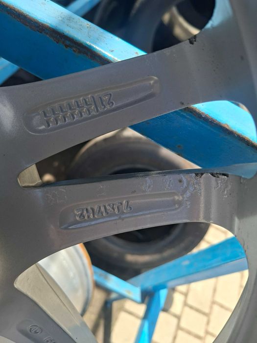 Диски Dezent 5/112 R17 7J ET40 .