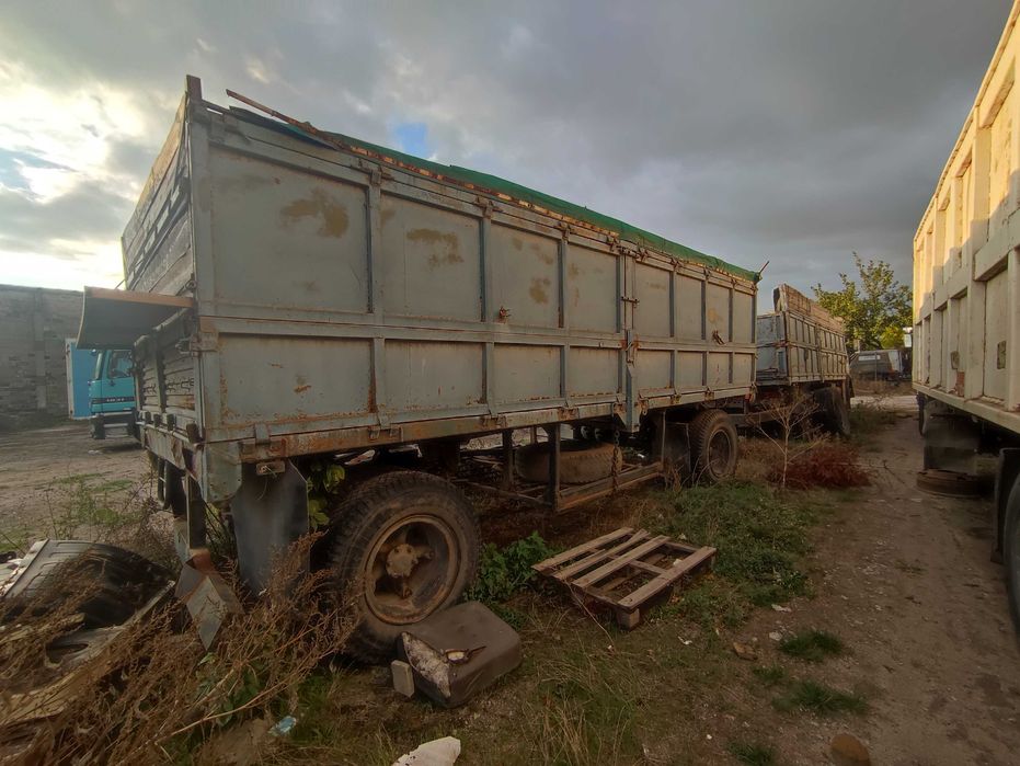 Камаз з причепом, або окремо двигун, КПП,