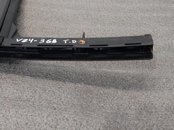 Vidro triangular da porta trás direito VOLKSWAGEN Golf VIII (CD1)