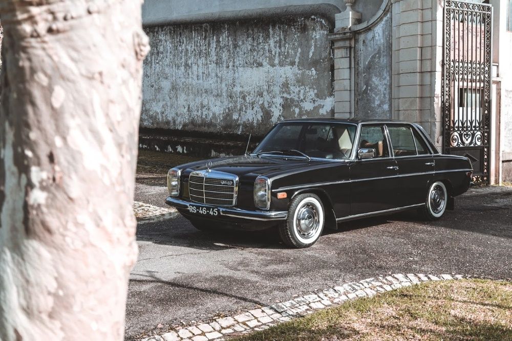 Aluguer de Carros classicos para Casamentos - Mercedes de 1975