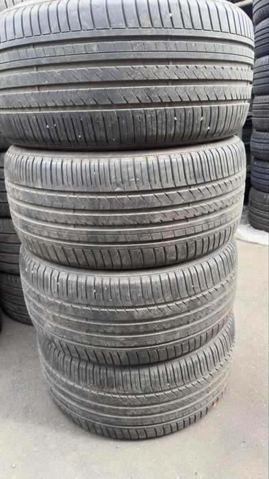 295/40/20  Winrun R330