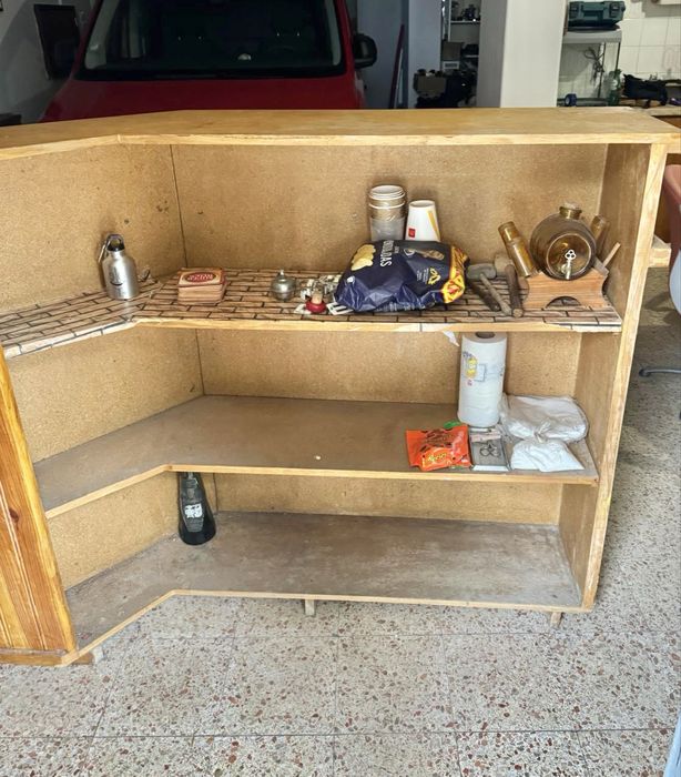 Balcão bar em madeira