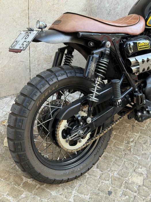 Triumph Scrambler 900 Barbour by Unik