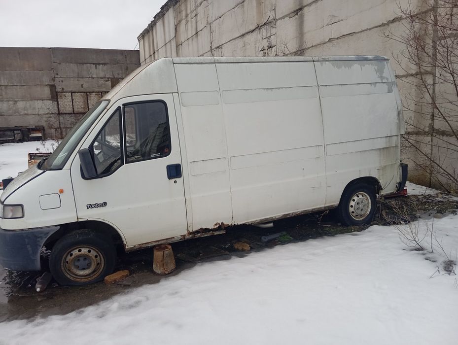 Пежо боксер 2,5 тді Розбираю.