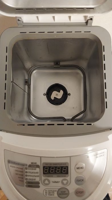 Хліблопічка LG HB-206CE як нова