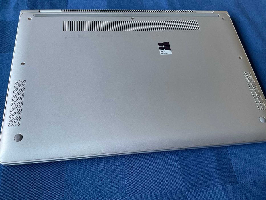 HP Elitebook 1030 x360 G2 SSD 256Gb + rysik