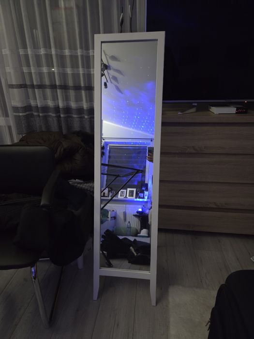 Lustro stojące biale