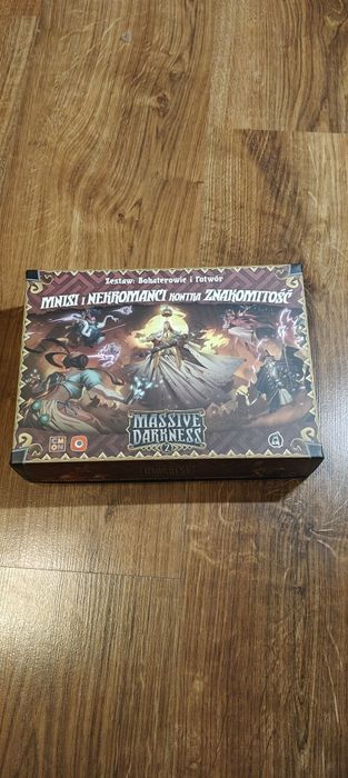 Massive Darkness 2 Hellscape + 4 dodatki + insert + koszulki premium