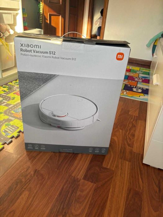 Robô Aspirador Xiaomi Robot Vacuum S12 - NOVO (Na Caixa)