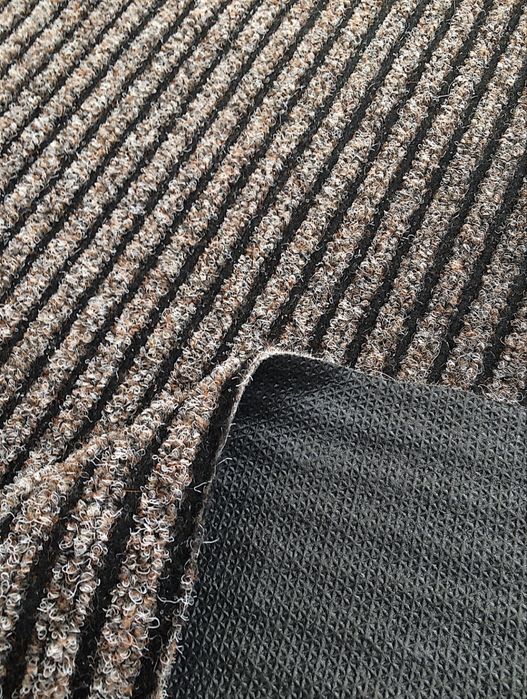 Рубчик. Офісний ковролін на гумі. Комерційний ковролин на резині