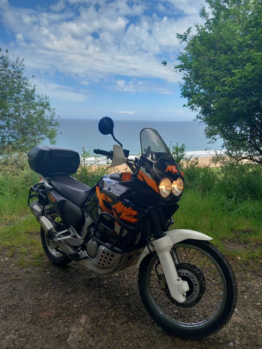 Africa Twin 750 RD07A
