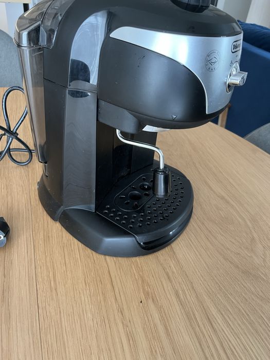 Express DeLongi USZKODZONY