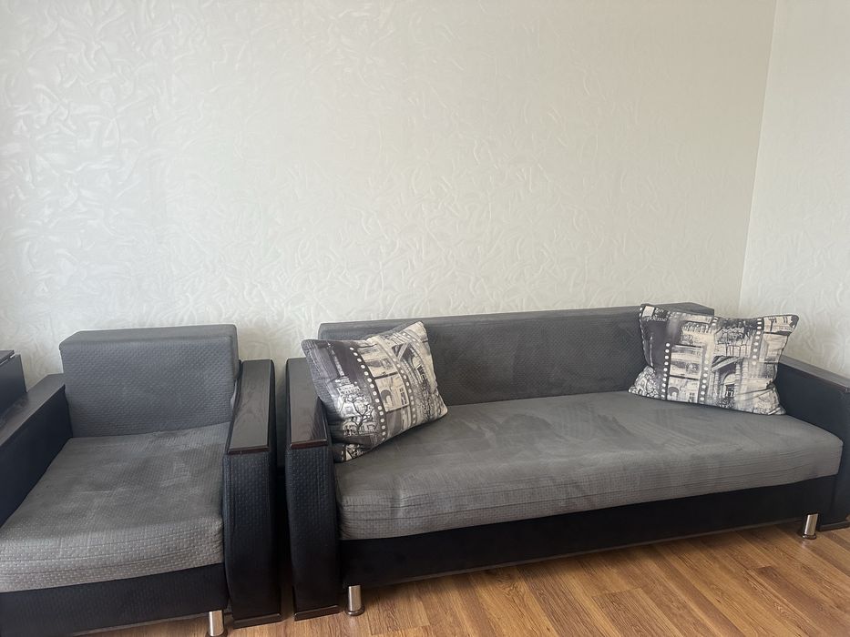 Продам комплект диван та розкладне крісло