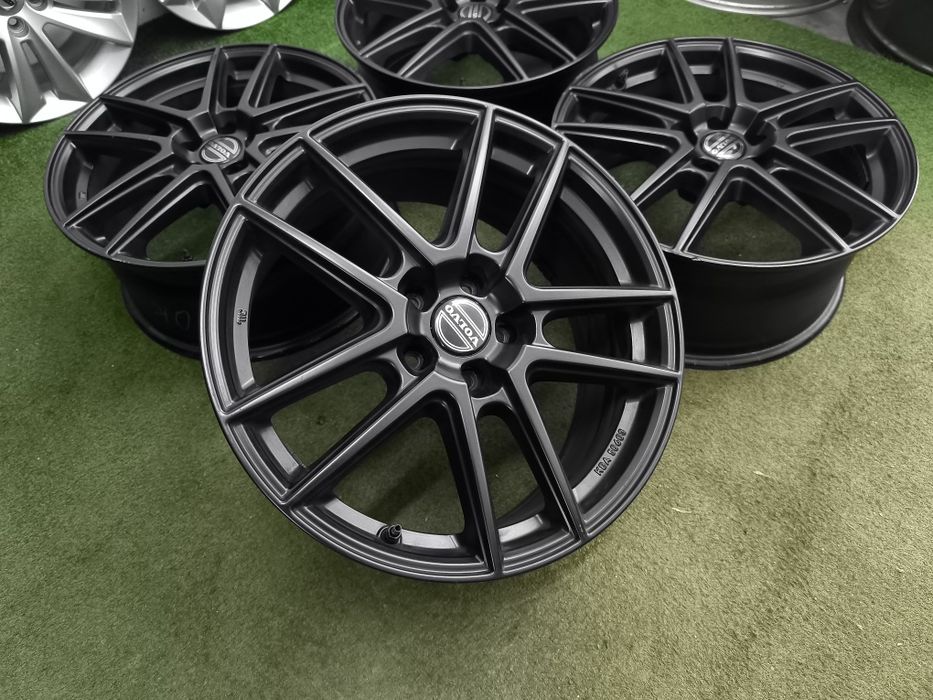 Czarne 18" felgi 5x108 et45 VOLVO Ford Peugeot Wysyłka