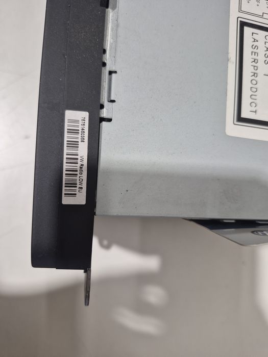 Radio samochodowe fabryczne RCD 210 Volkswagen Golf VI  7 647 201 360