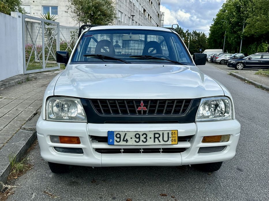 Mitsubishi  L200 3 lugares 190 mil km