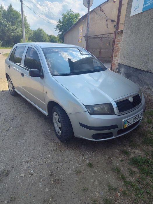 Продаю автомобіль Skoda fabia