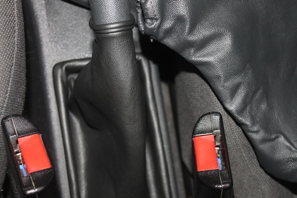 Opel Corsa C Travão de mão e mudanças em pele fole forra cobertura