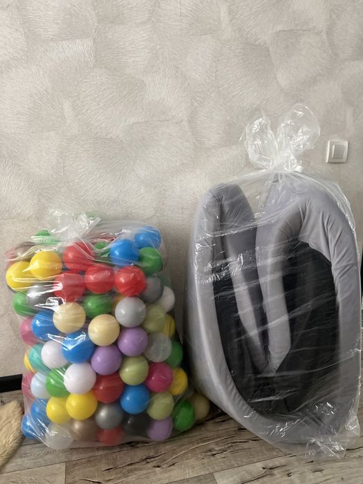 Детский сухой бассейн с шариками