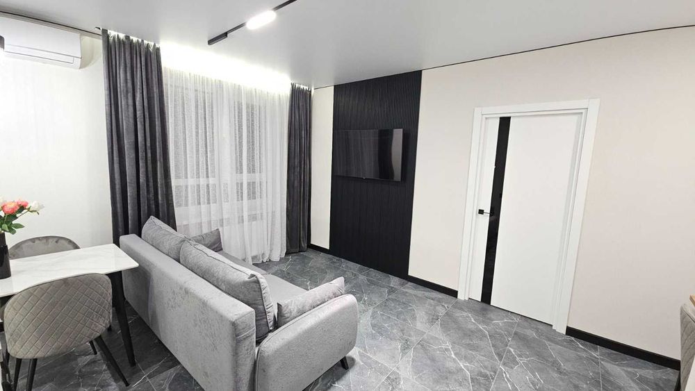 Здам в оренду простору однокімнатну квартиру з дійсно гарним ремонтом!