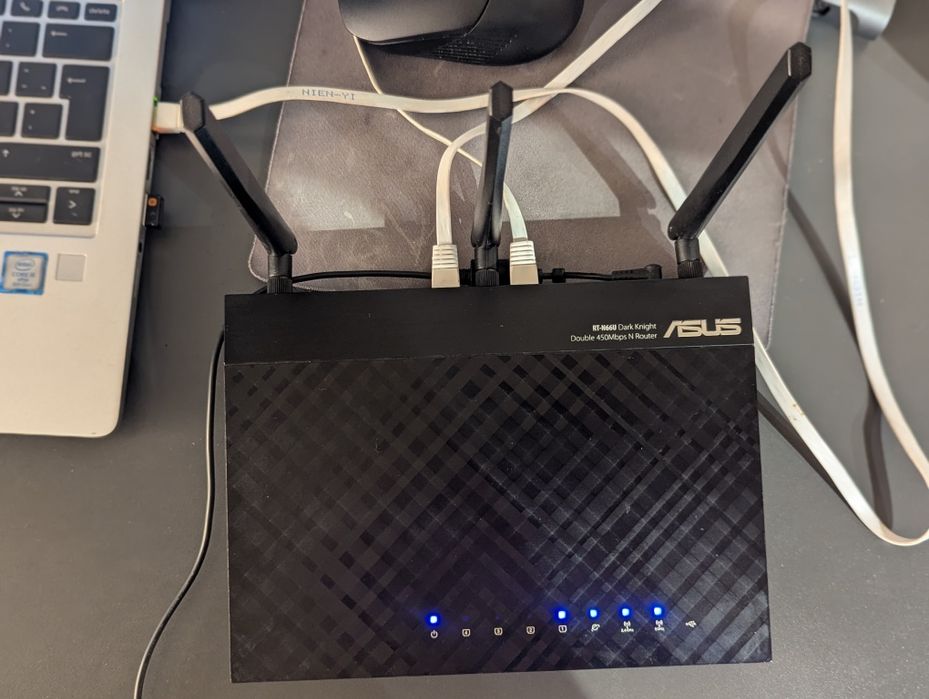 Гигабитный 5 + 2.4 ГГЦ ASUS RT-N66U роутер супернадежное соединение