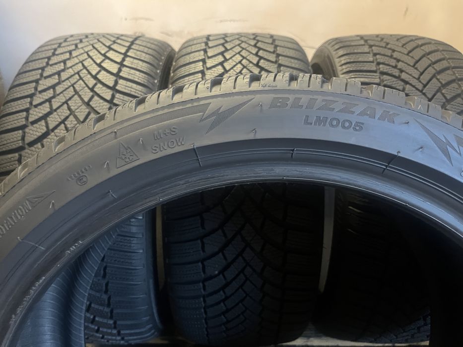 4 x BRIDGESTONE Blizzak LM005 225/40 R18 92V Extra Load (XL) zimowe