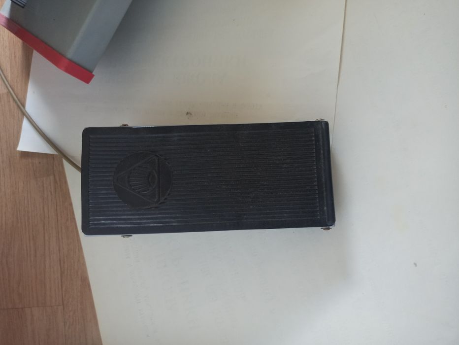 Прасувальна електрична машина.