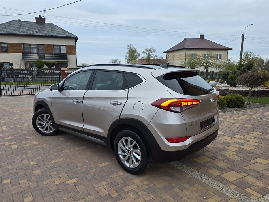 1.7Crdi*116km*Oryginalny Lakier*Ledy*Navi*Panorama*Serwis*Lakier Perła