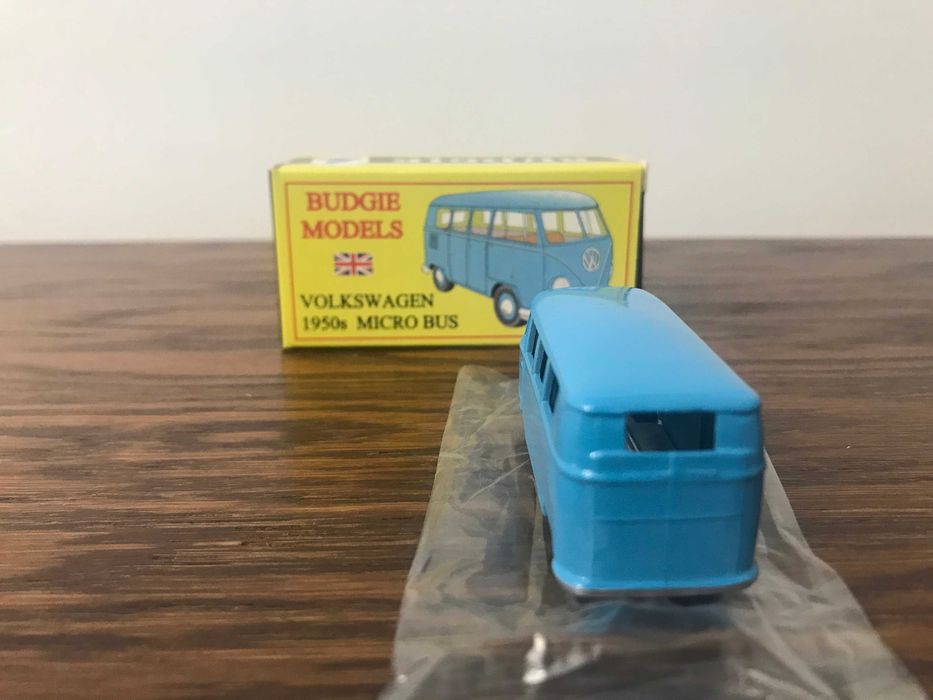 vw volkswagen micro bus 1950s saloon car Budgie Models