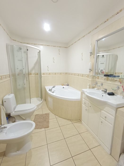 Продам 2 -х ком.кв в центре города с автономным отоплением 96 квартал