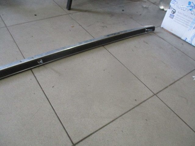 Barra de tejadilho AUDI A6 (4F2, C6)