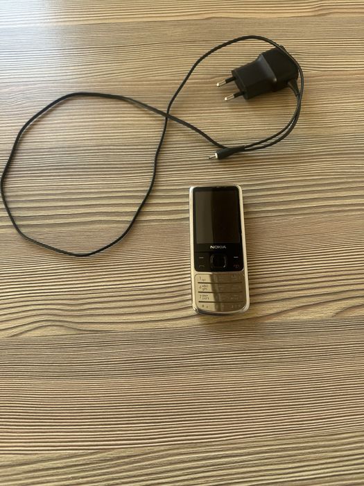 Телефон Nokia 6700 classic RM-470 або RM-576