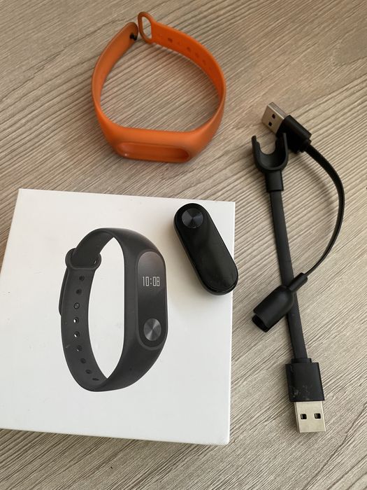 Mi band фітнес годинник