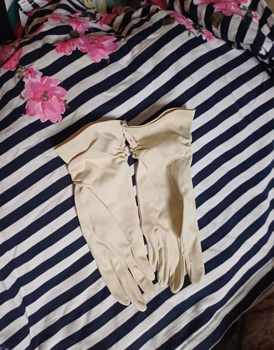 Перчатки весільні 8 розмір, новесенькі