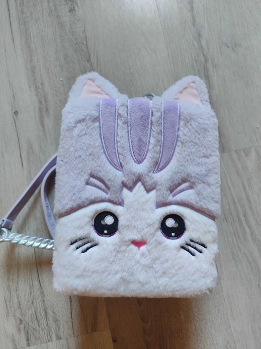 Lalka NaNaNa Surprise z plecakiem